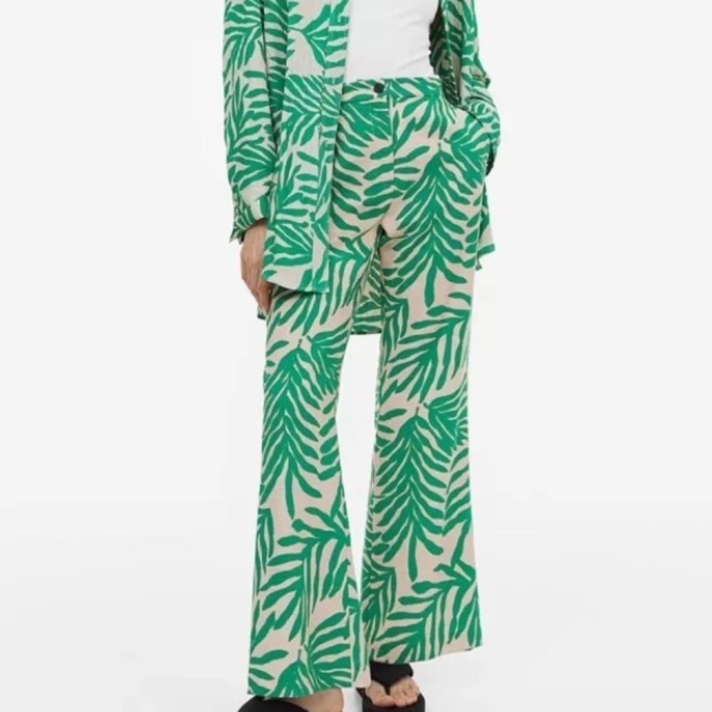 H&M Tropical Flared Trouser